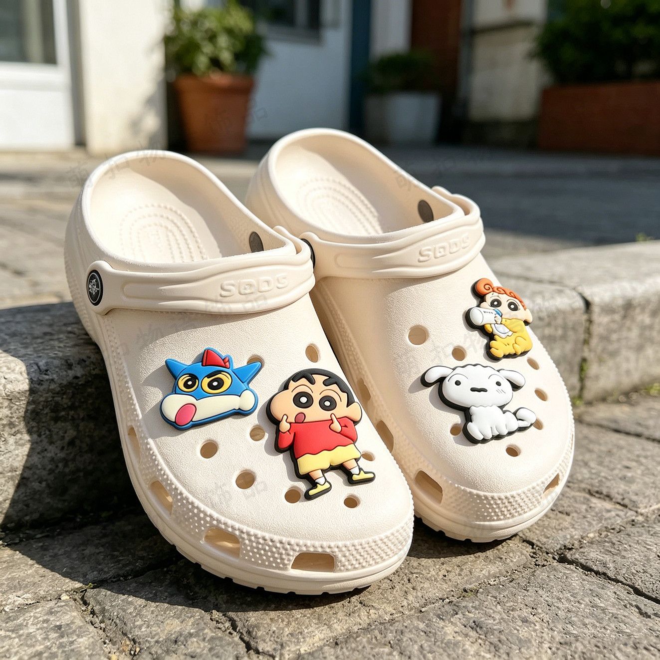 Crayon Shin-chan shoe flower a - Cosplay Prop Diy ulasan dan harga
